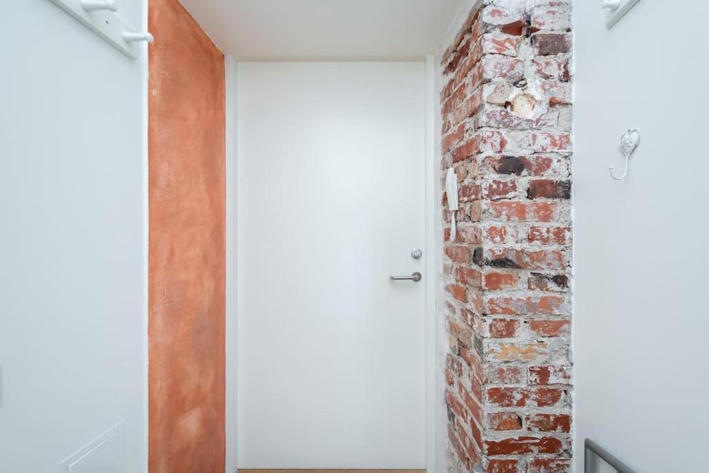 Cozy Studio Apartment Tallinn Exterior foto